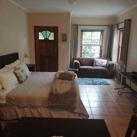 Rhodes Lodge Stellenbosch Dış mekan fotoğraf