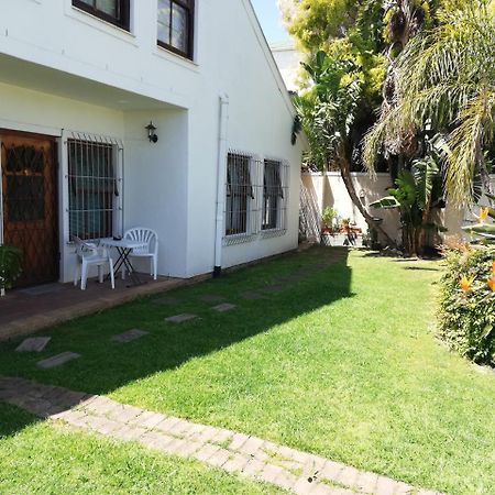 Rhodes Lodge Stellenbosch Dış mekan fotoğraf