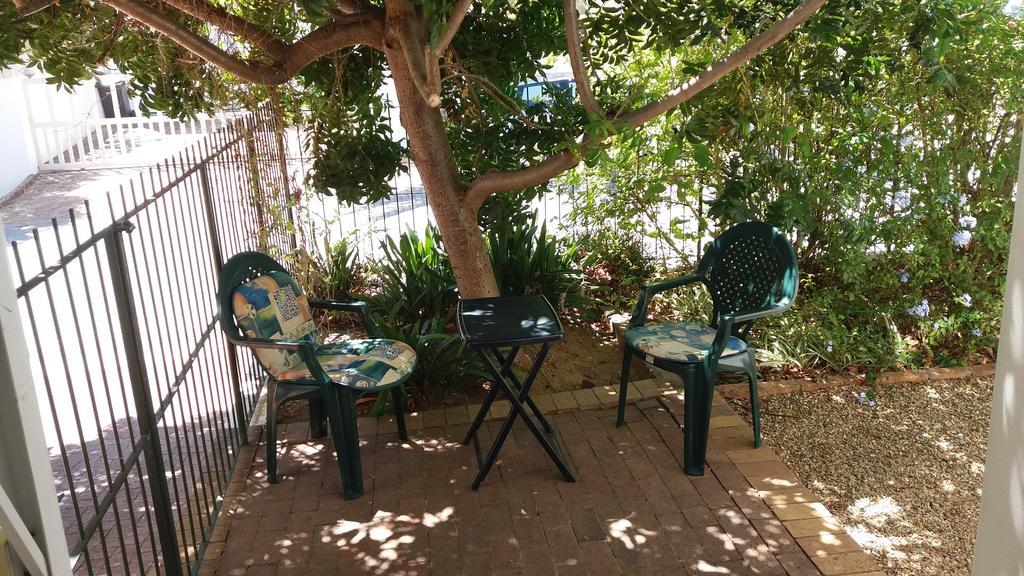 Rhodes Lodge Stellenbosch Dış mekan fotoğraf