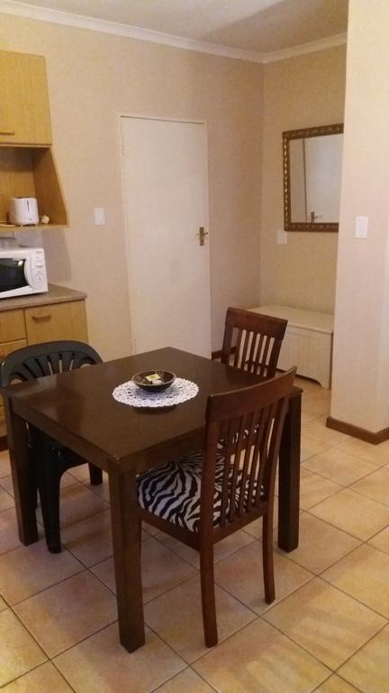 Rhodes Lodge Stellenbosch Dış mekan fotoğraf