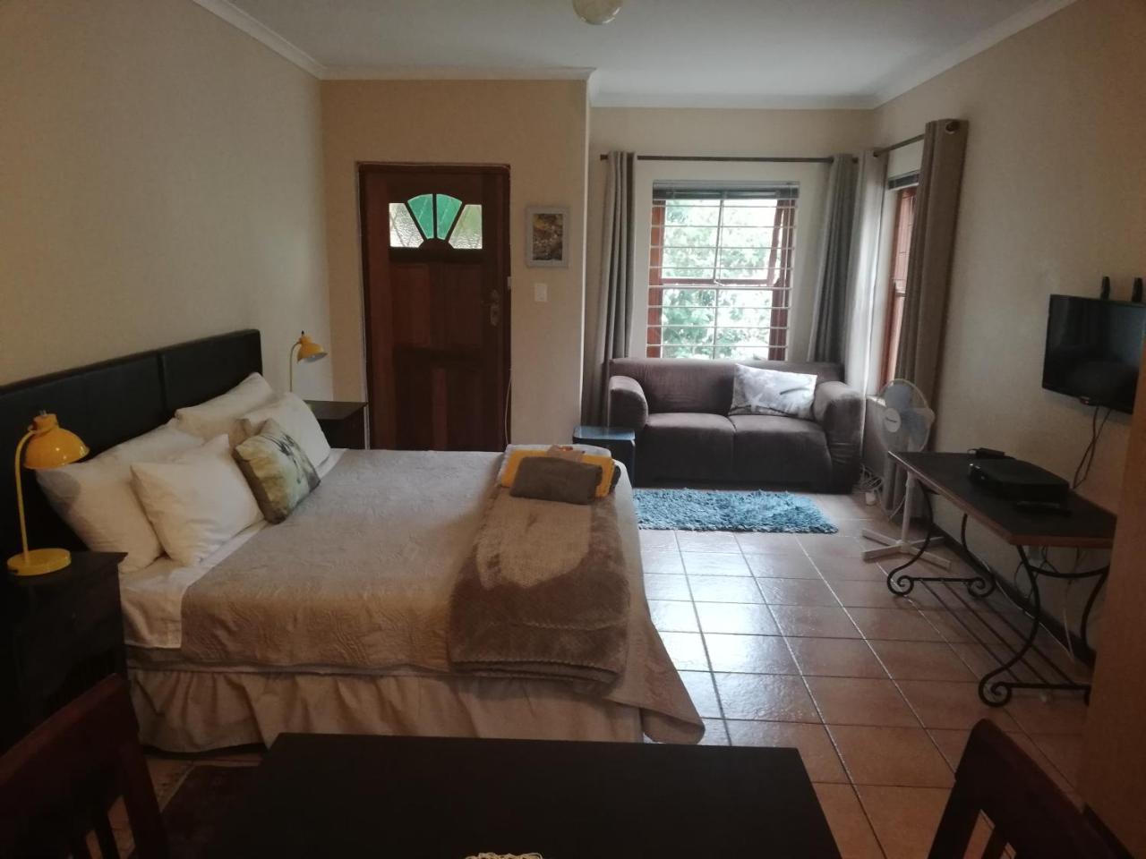 Rhodes Lodge Stellenbosch Dış mekan fotoğraf