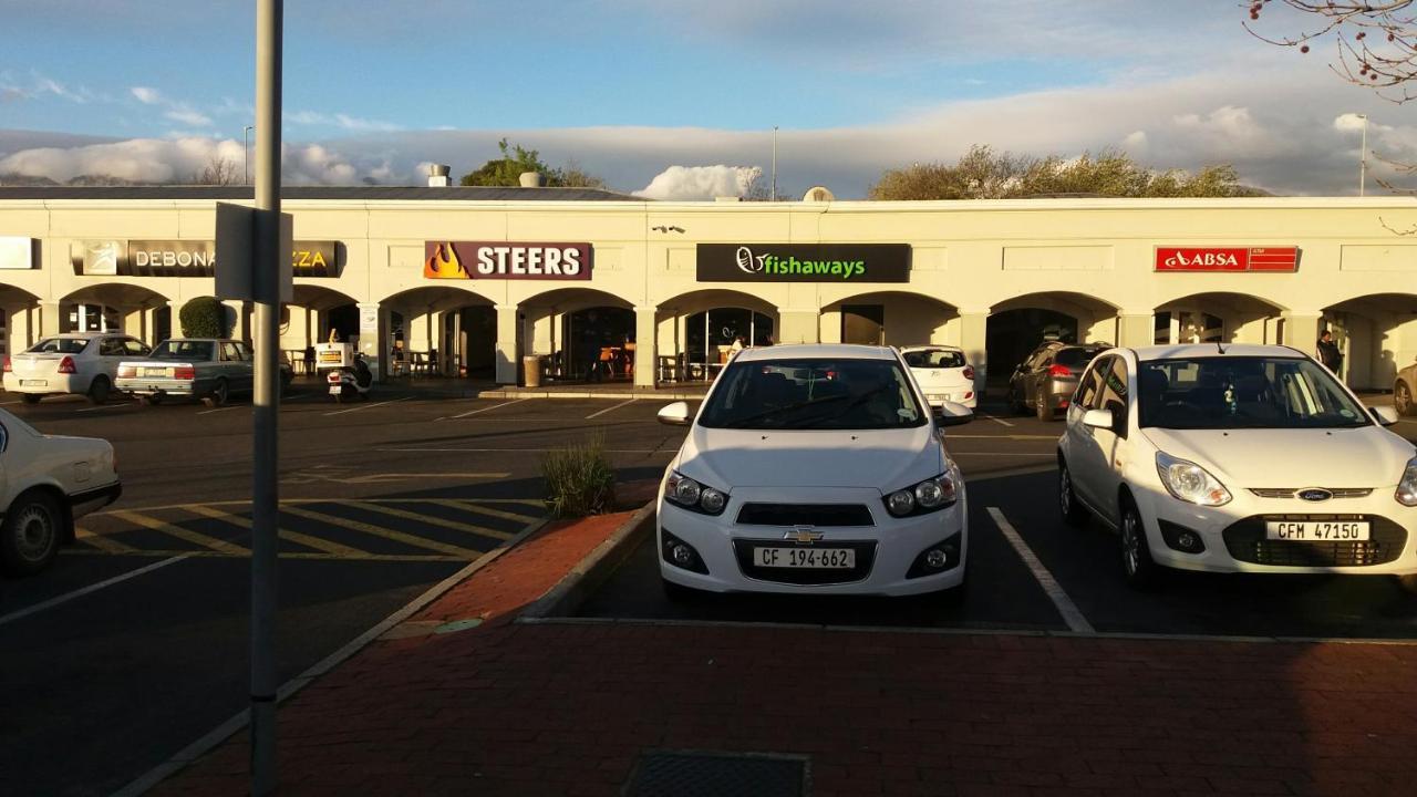 Rhodes Lodge Stellenbosch Dış mekan fotoğraf